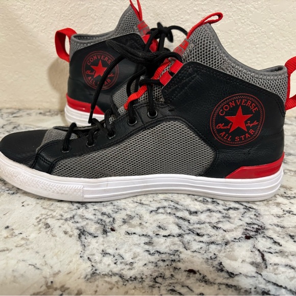 Converse Chuck Taylor Lightweight Mesh Ultra Mid High Top Black Red Men Sz 8 - Picture 4 of 16